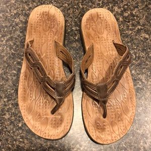 Chaco women’s Brown leather sandals size 10